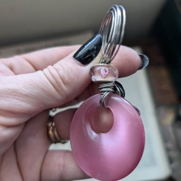 Pink Pendant Keychain - Picture 5 of 6